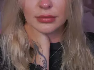 CandyGraces's Live Sex Cam Show