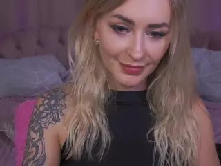 CandyGraces's Live Sex Cam Show