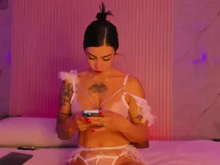 Nathassa-Grant's Live Sex Cam Show