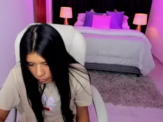 nathaliie-cruz's Live Sex Cam Show