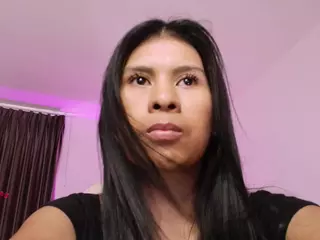 nathaliie-cruz's Live Sex Cam Show