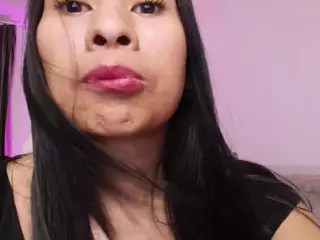 nathaliie-cruz's Live Sex Cam Show