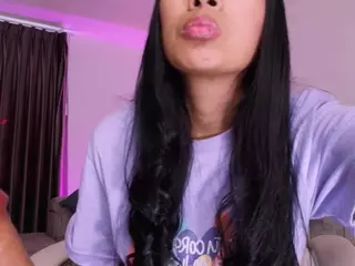 nathaliie-cruz's Live Sex Cam Show