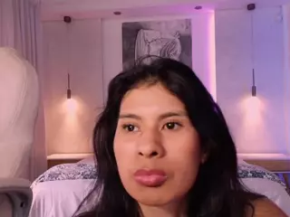 nathaliie-cruz's Live Sex Cam Show