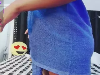 petitelittleebony's Live Sex Cam Show