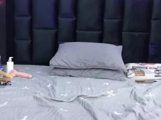 petitelittleebony's Live Sex Cam Show