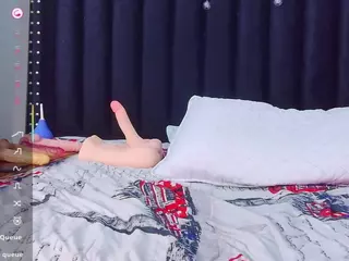 petitelittleebony's Live Sex Cam Show