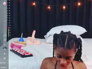 petitelittleebony's Live Sex Cam Show