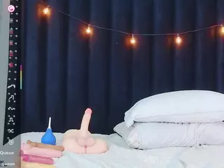 petitelittleebony's Live Sex Cam Show