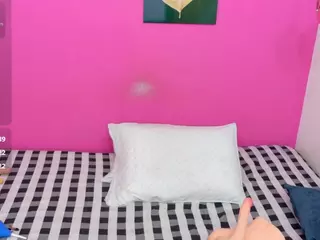 petitelittleebony's Live Sex Cam Show