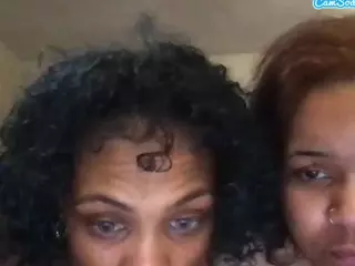 nesatakediggzz's Live Sex Cam Show