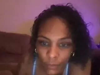nesatakediggzz's Live Sex Cam Show