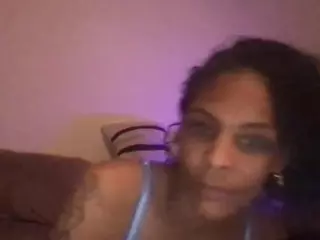 nesatakediggzz's Live Sex Cam Show