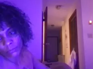 nesatakediggzz's Live Sex Cam Show