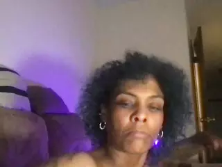 nesatakediggzz's Live Sex Cam Show