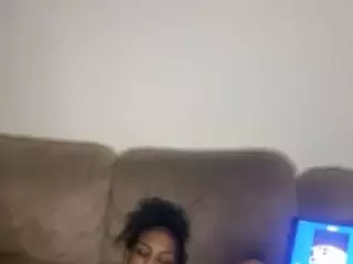 nesatakediggzz's Live Sex Cam Show