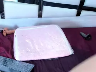 parismorelli's Live Sex Cam Show