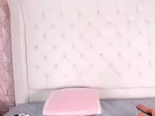 parismorelli's Live Sex Cam Show