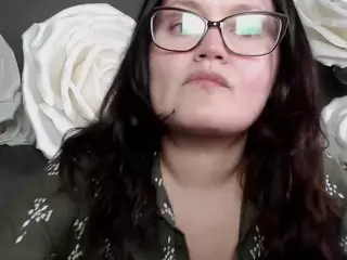 LolaHikls's Live Sex Cam Show