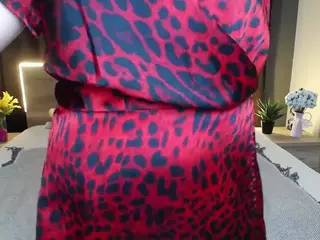 LolaHikls's Live Sex Cam Show