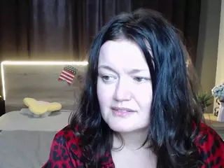 LolaHikls's Live Sex Cam Show