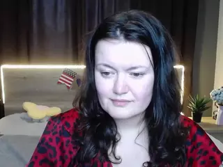 LolaHikls's Live Sex Cam Show