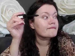 LolaHikls's Live Sex Cam Show