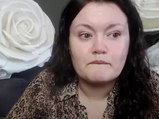 LolaHikls's Live Sex Cam Show