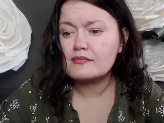 LolaHikls's Live Sex Cam Show