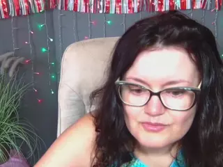 LolaHikls's Live Sex Cam Show