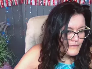 LolaHikls's Live Sex Cam Show