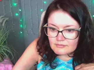 LolaHikls's Live Sex Cam Show