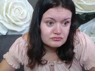 LolaHikls's Live Sex Cam Show