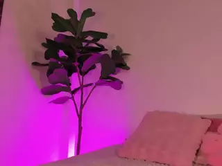 Nicole's Live Sex Cam Show