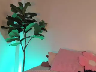 Nicole's Live Sex Cam Show