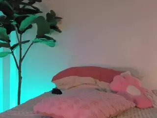 Nicole's Live Sex Cam Show