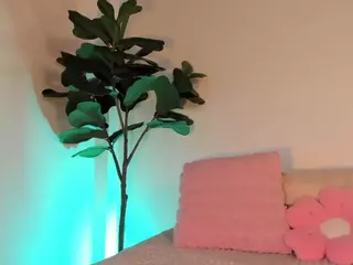 Nicole's Live Sex Cam Show