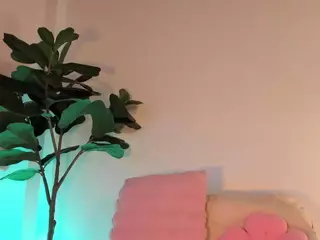 Nicole's Live Sex Cam Show