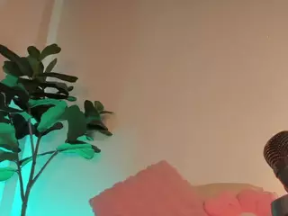 Nicole's Live Sex Cam Show