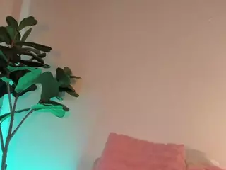 Nicole's Live Sex Cam Show