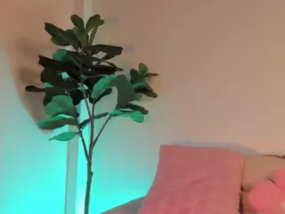 Nicole's Live Sex Cam Show