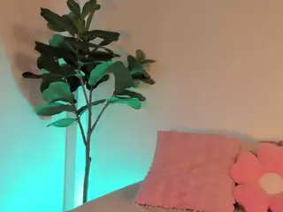 Nicole's Live Sex Cam Show