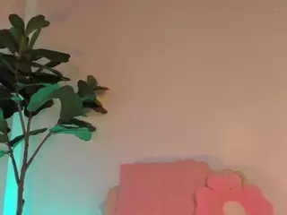 Nicole's Live Sex Cam Show