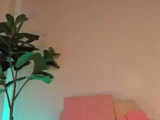 Nicole's Live Sex Cam Show