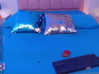 zoe jones's Live Sex Cam Show