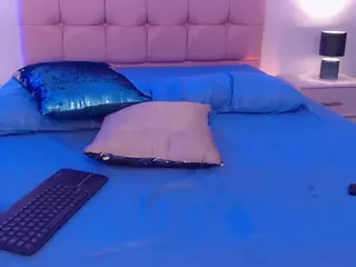 zoe jones's Live Sex Cam Show