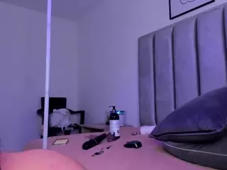 Camila's Live Sex Cam Show
