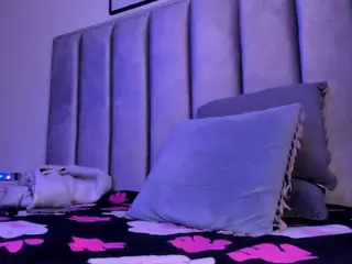 Camila's Live Sex Cam Show