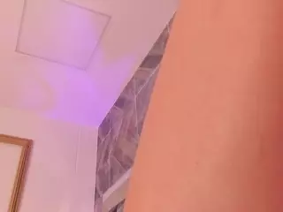 TaniiaSmiith's Live Sex Cam Show