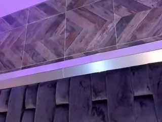 TaniiaSmiith's Live Sex Cam Show